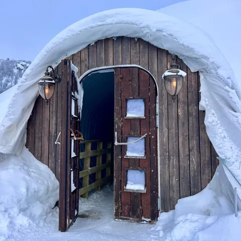 The snow-covered doorway of the Kirkenes Snowhotel